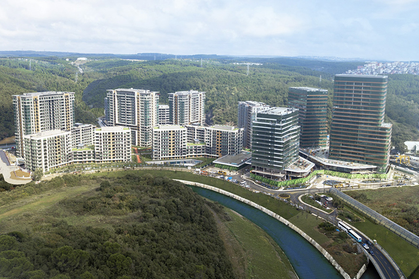 Off plan 1 Bedroom Apartments for sale in Vadi istanbul Maslak Sariyer